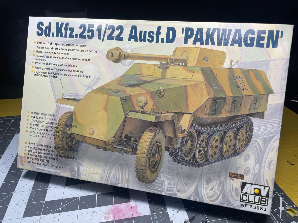 AFV Club  In Box Review Sd.Kfz.251/22 Ausf. D “Pakwagen” In Box&nbsp;Review